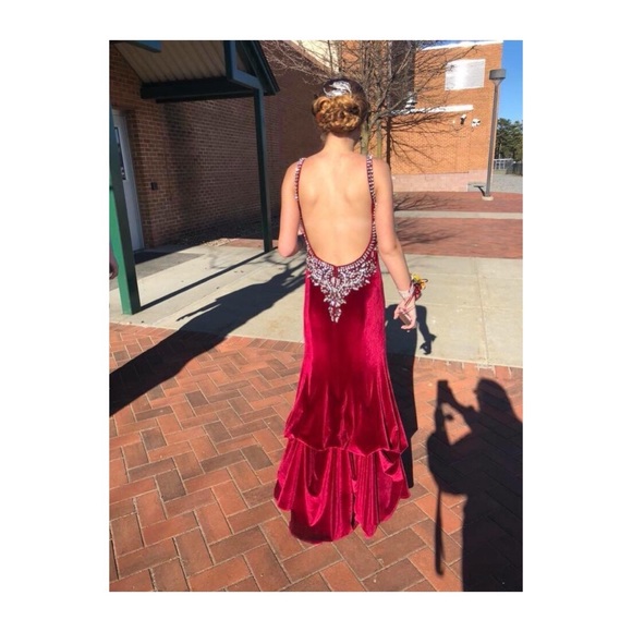 Formal Dress - Picture 3 of 3